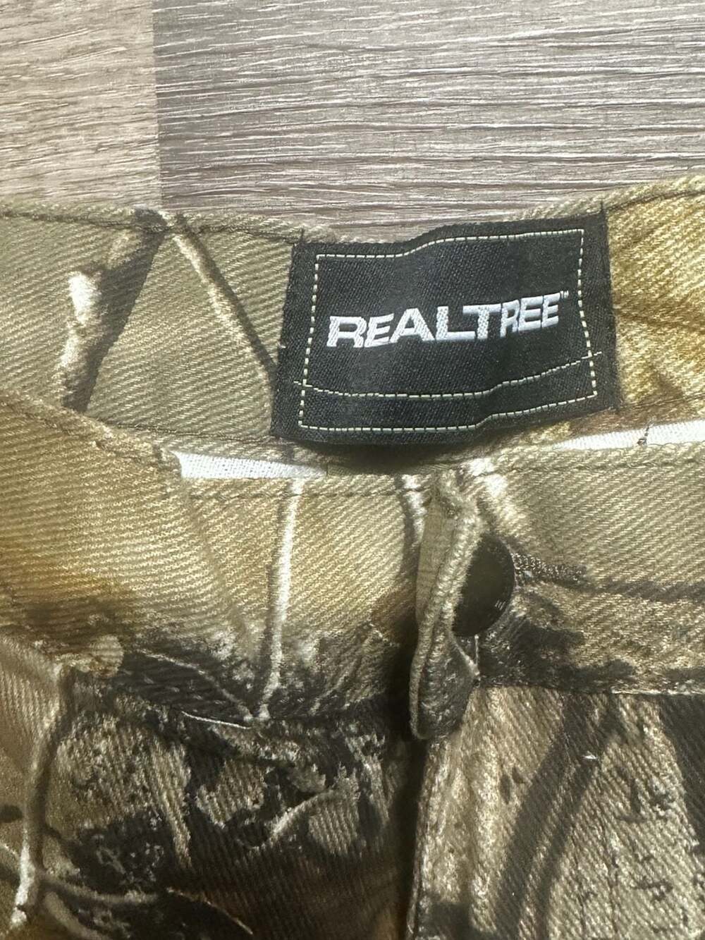 Realtree AP 5-Pocket Camo Hunting Pants with Reinforced Knees - Picture 5 of 6